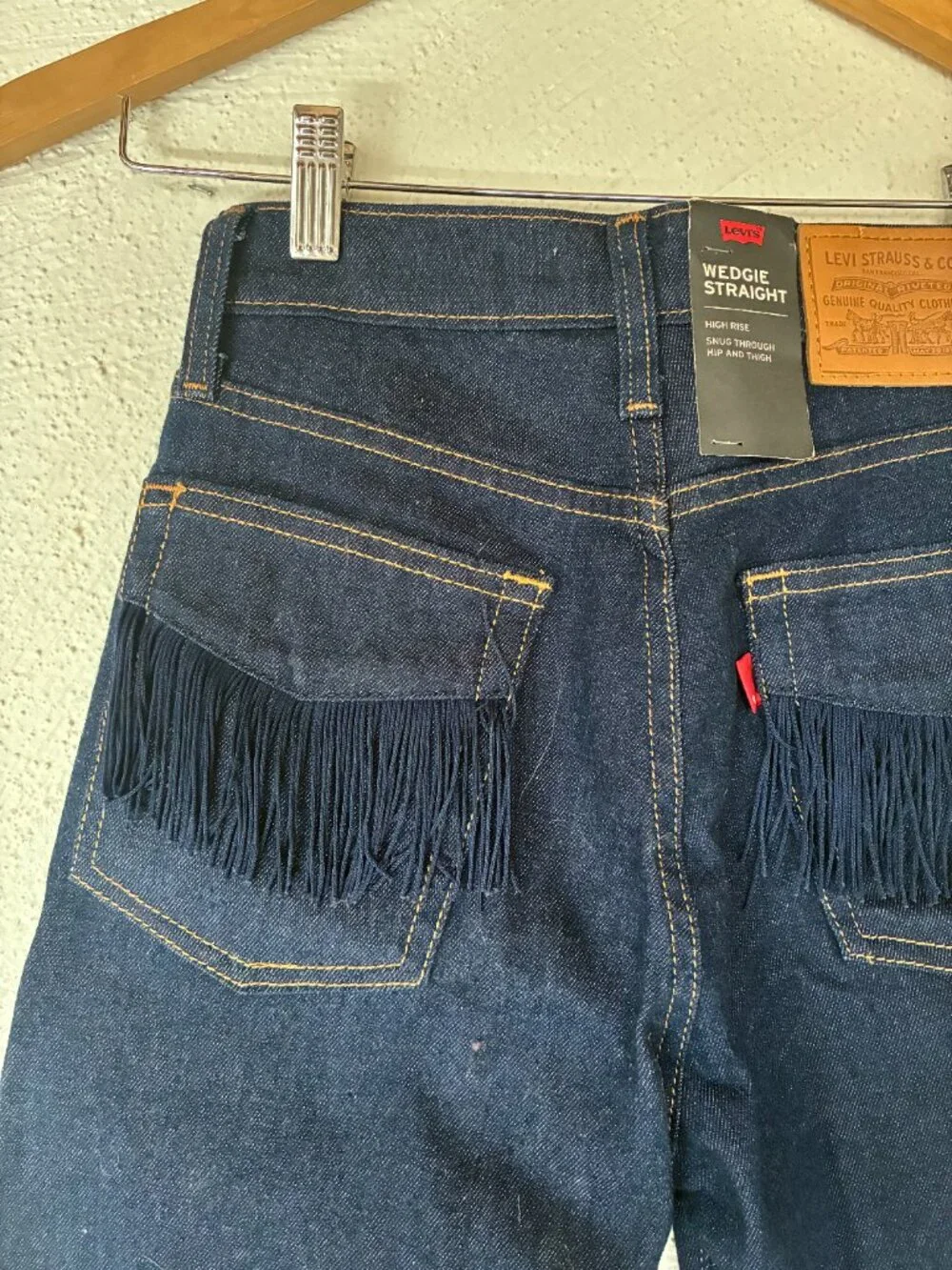 NWT Levi's Wedgie Straight fringe pocket western jeans - Picture 5 of 5